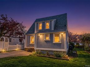 154 E Dean Street, Freeport NY 11520