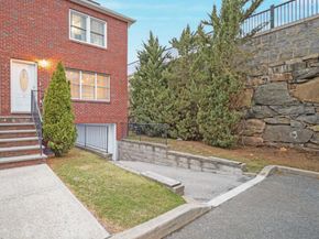 7-2 Wells Park Drive, Yonkers NY 10705