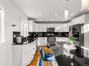 7-2 Wells Park Drive, Yonkers NY 10705