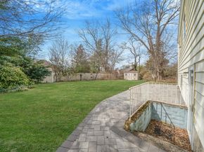 344 Woods Road, North Babylon NY 11703
