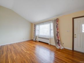 344 Woods Road, North Babylon NY 11703
