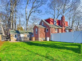 36 Columbine Road, Rocky Point NY 11778
