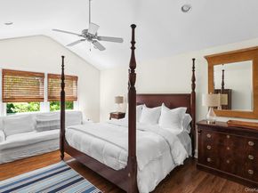 10 Bay View Road N, Southampton NY 11968