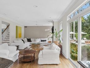 10 Bay View Road N, Southampton NY 11968