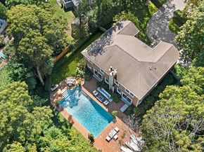 10 Bay View Road N, Southampton NY 11968