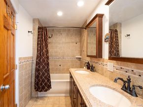 469 Minnieford Avenue, Bronx NY 10464