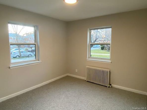 245-33 77th Crescent 2nd fl, Bellerose NY 11426