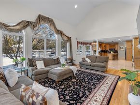 7 Pitch Pine Court, Northport NY 11768