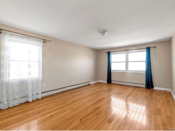 14746 223rd Street, Springfield Gardens NY 11413