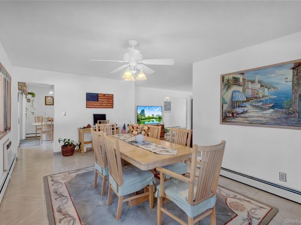 607 Saint George Avenue, North Babylon NY 11703