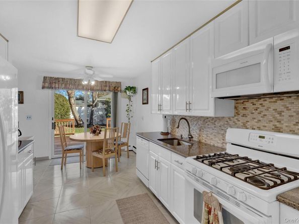 607 Saint George Avenue, North Babylon NY 11703