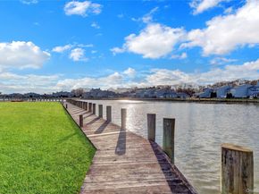 210 Fairharbor Drive 210, Patchogue NY 11772