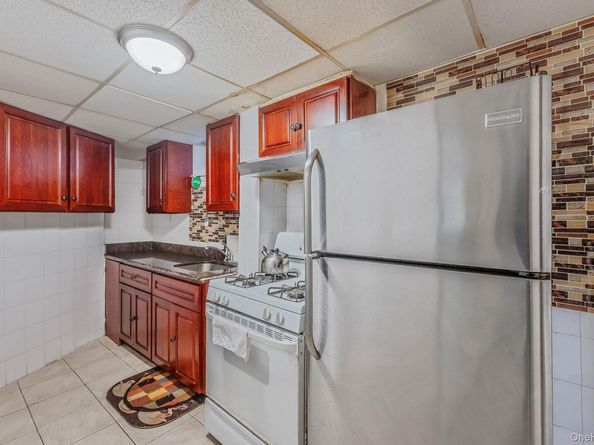 15007 85th Drive, Briarwood NY 11432