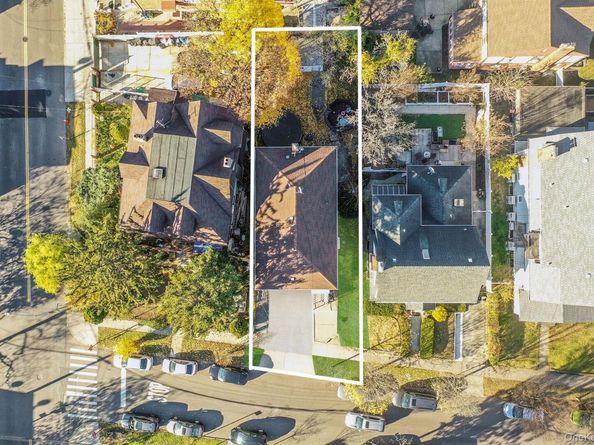 15007 85th Drive, Briarwood NY 11432