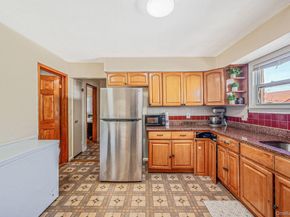 15007 85th Drive, Briarwood NY 11432