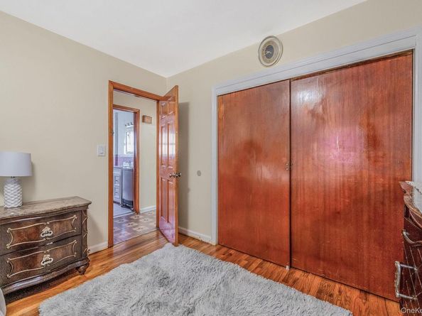 15007 85th Drive, Briarwood NY 11432