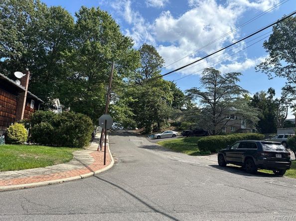 49 Lieper Street, Huntington NY 11746