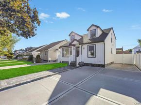 41 Perry Street, Hempstead NY 11550