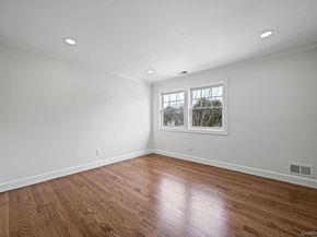 118 Fairway View Drive 118, Commack NY 11725