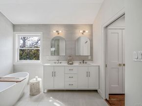 118 Fairway View Drive 118, Commack NY 11725