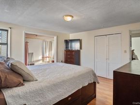 25 Ford Drive W, Massapequa NY 11758