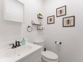 33 E Potter Lane NE, Halesite NY 11743