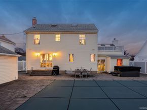 2906 Lawrence Drive, Wantagh NY 11793