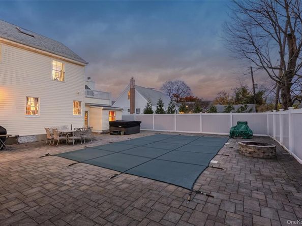 2906 Lawrence Drive, Wantagh NY 11793