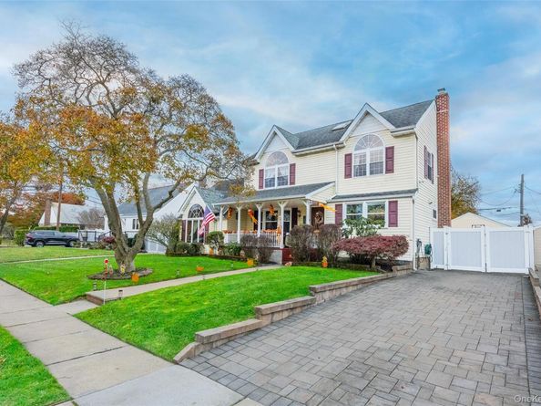 2906 Lawrence Drive, Wantagh NY 11793