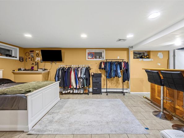 2906 Lawrence Drive, Wantagh NY 11793