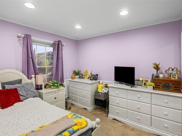 2906 Lawrence Drive, Wantagh NY 11793