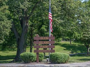 11 Woodland Avenue, New Rochelle NY 10805