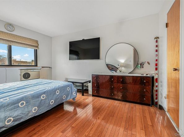 7449 Calamus Avenue 51, Elmhurst NY 11373