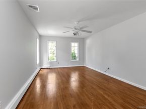 16 Deepdale Parkway, Roslyn Heights NY 11577