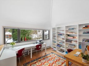 36 Stoneyside Drive, Larchmont NY 10538