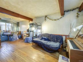 216-76 68TH Avenue 26119, Oakland Gardens NY 11364