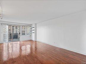 17-85 215 Street 5L, Bayside NY 11360