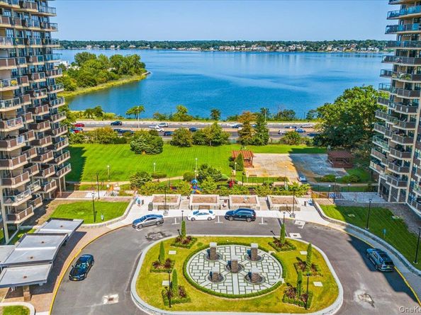 17-85 215 Street 5L, Bayside NY 11360