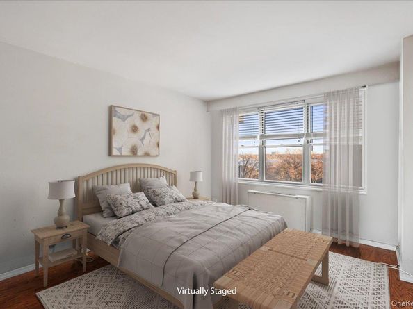 17-85 215 Street 5L, Bayside NY 11360