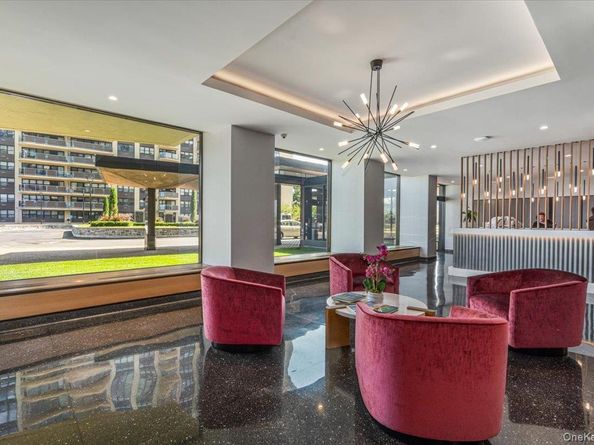 17-85 215 Street 5L, Bayside NY 11360