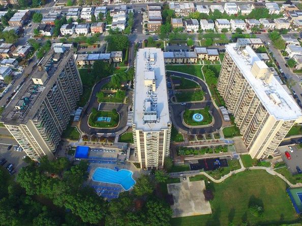 17-85 215 Street 5L, Bayside NY 11360