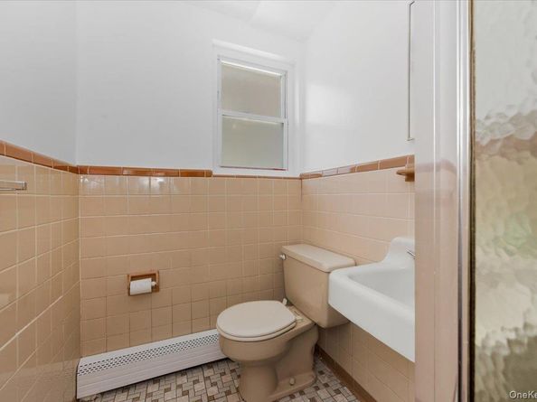 24-60 81st Street, East Elmhurst NY 11370