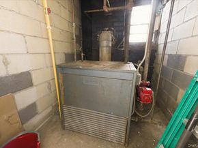 24-60 81st Street, East Elmhurst NY 11370