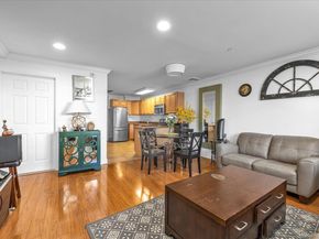817 Willow Lane, Valley Stream NY 11580