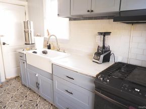 22 Everett Street, Lynbrook NY 11563