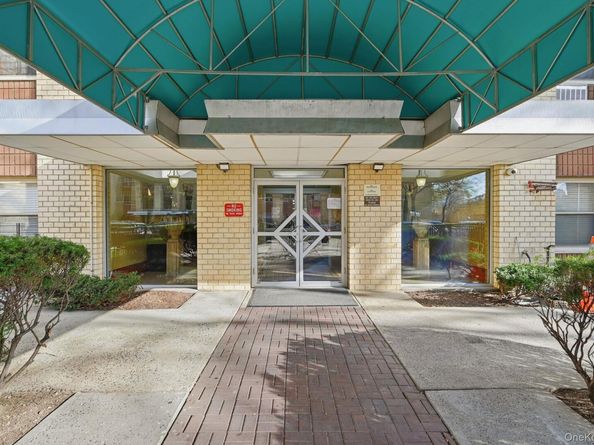 11 Park Avenue 6V, Mount Vernon NY 10550