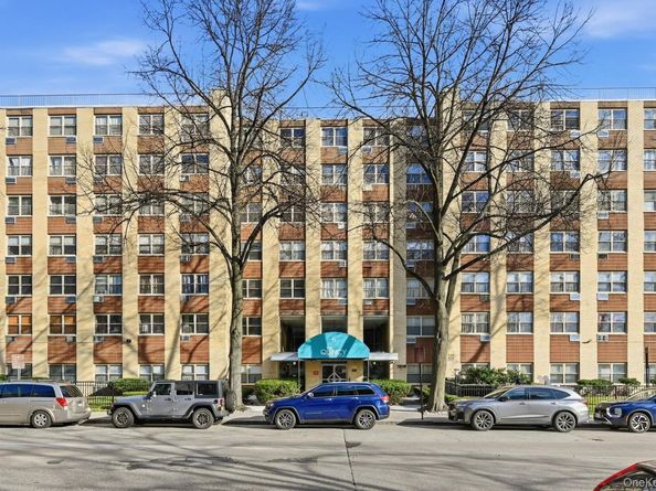 11 Park Avenue 6V, Mount Vernon NY 10550