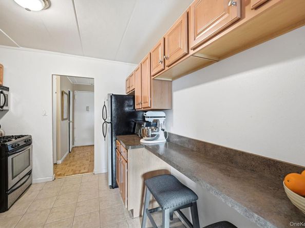 11 Park Avenue 6V, Mount Vernon NY 10550