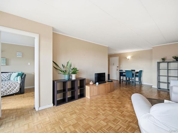 11 Park Avenue 6V, Mount Vernon NY 10550