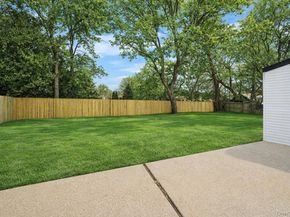 10 Linda Lane, Central Islip NY 11722